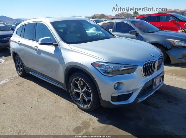 WBXHT3C33GP884814 2016 BMW X1 Silver Przód prawy