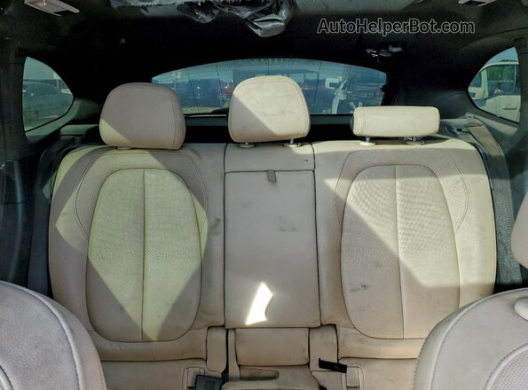 WBXHT3C36G5E48828 2016 BMW X1 Gray Widok tylnych siedzeń