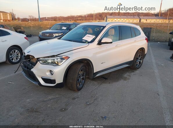 WBXHT3C37G5E47607 2016 BMW X1 Белый Передняя левая четверть