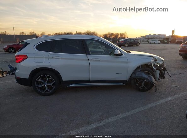WBXHT3C37G5E47607 2016 BMW X1 Белый Панорамный вид салона 360°