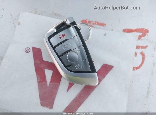 WBXHT3C37G5E47607 2016 BMW X1 Белый Вид панели приборов
