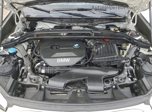WBXHT3C37G5E54069 2016 BMW X1 White Вид підкапотного простору
