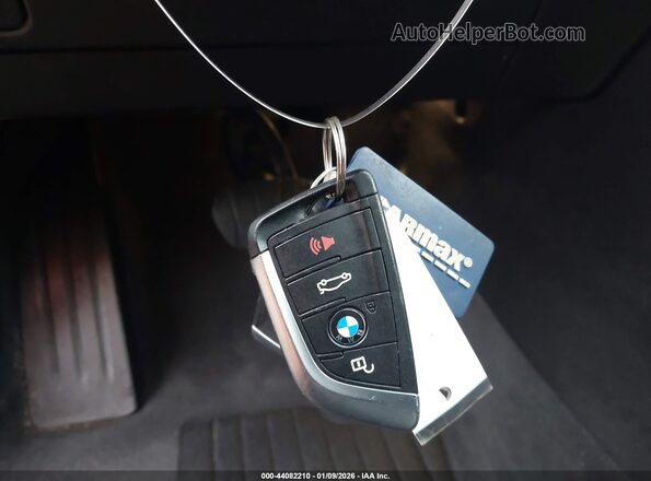 WBXHT3C38J5L34785 2018 BMW X1 Black Widok deski rozdzielczej