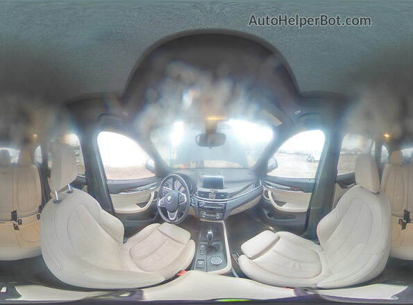 WBXHT3C39J5L27831 2018 BMW X1 Черный Панорамный вид салона 360°