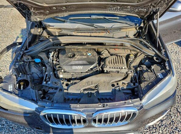 WBXHT3C3XJ5L25165 2018 BMW X1 Серый Вид подкапотного пространства