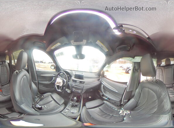 WBXHT3C53K5L35510 2019 BMW X1 Белый Панорамный вид салона 360°