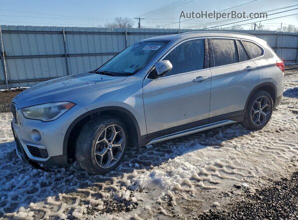 WBXHT3C53K5L38455 2019 BMW X1 Серебряный Передняя левая четверть