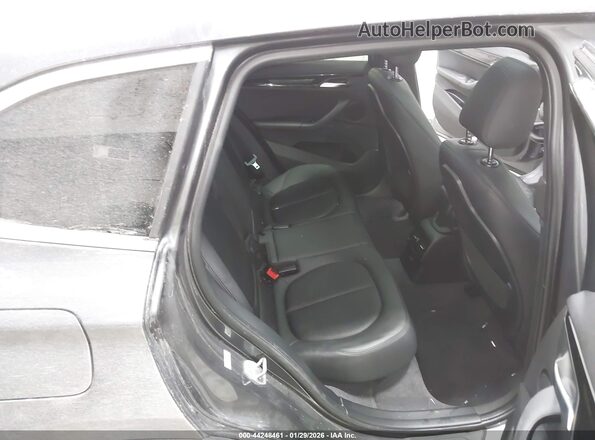 WBXHT3Z36G4A49933 2016 BMW X1 Gray Widok naklejki z numerem VIN