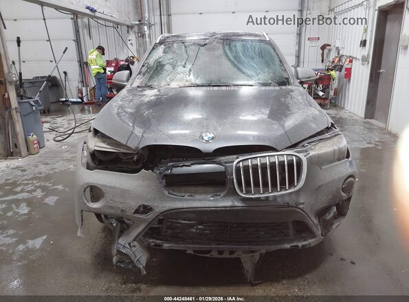 WBXHT3Z36G4A49933 2016 BMW X1 Gray Widok wnętrza z tyłu