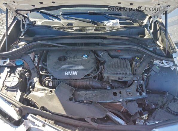 WBXHU7C39J5H39237 2018 BMW X1 Белый Вид подкапотного пространства