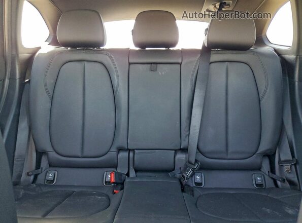 WBXJG9C02L5R29858 2020 BMW X1 Черный Вид задних сидений