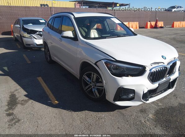 WBXJG9C06L5P69080 2020 BMW X1 White Delantero derecho