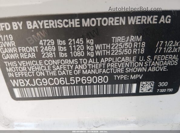 WBXJG9C06L5P69080 2020 BMW X1 White Vista del compartimento del motor