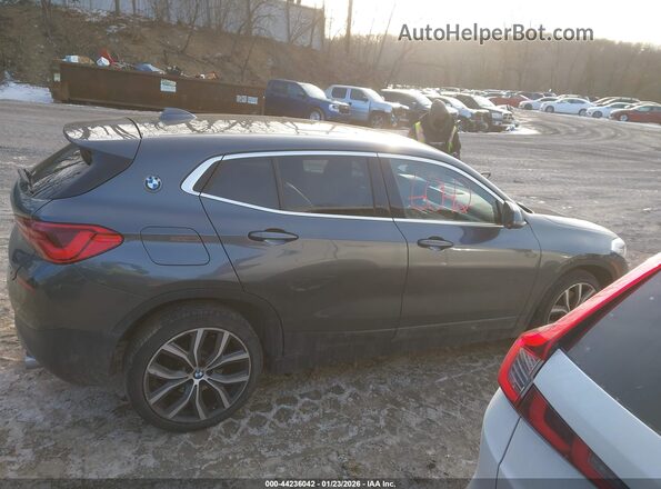WBXYJ5C51K5N58775 2019 BMW X2 Серый Вид задней части салона