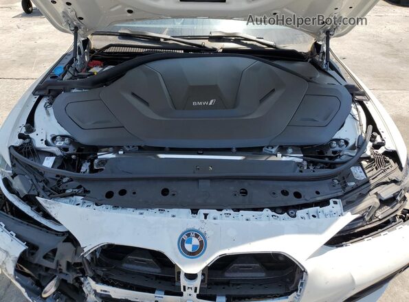 WBY23HD03SFV10026 2025 BMW I4 Белый Вид задней части салона