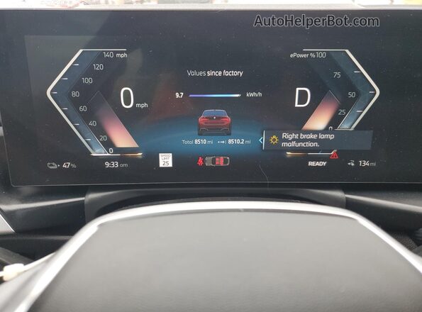 WBY23HD04SFU13353 2025 BMW I4 Красный Вид щитка приборов