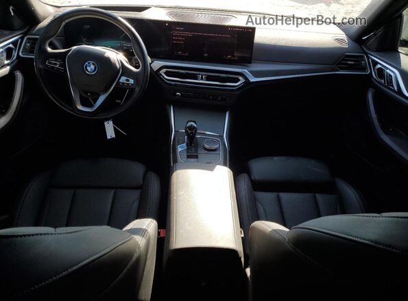 WBY73AW04NFM43161 2022 BMW I4 Gray Dashboard view