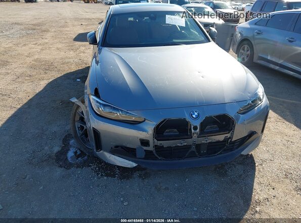 WBY73AW06NFN08169 2022 BMW I4 Gray Widok z przodu