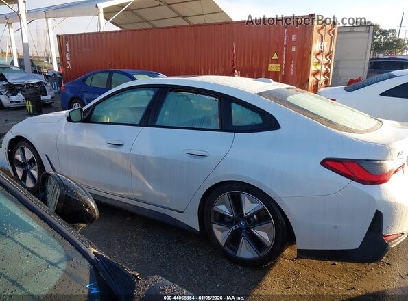 WBY73AW08NFM93593 2022 BMW I4 Белый Панорамный вид салона 360°