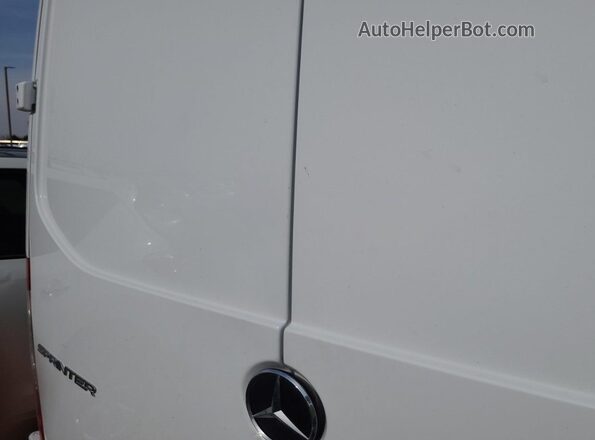 WD3PE7ED5KT011222 2019 MERCEDES-BENZ SPRINTER White Instrument cluster view