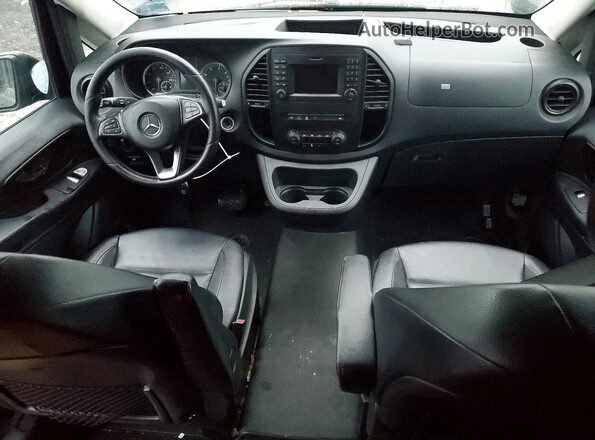 WD4PG2EE4J3428704 2018 MERCEDES-BENZ METRIS Black Dashboard view