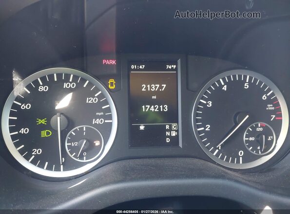 WD4PG2EE6J3502639 2018 MERCEDES-BENZ METRIS Black Widok tylnych siedzeń