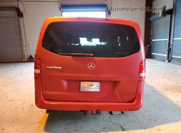 WD4PG2EE9G3096610 2016 MERCEDES-BENZ METRIS Красный Вид сзади
