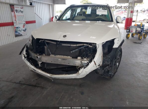 WDC0G4JB0JV067022 2018 MERCEDES-BENZ GLC 300 Белый Вид спереди