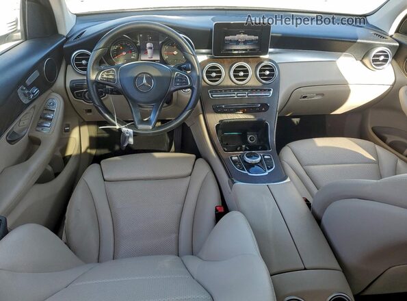 WDC0G4JB0K1000638 2019 MERCEDES-BENZ GLC-CLASS Белый Вид панели приборов