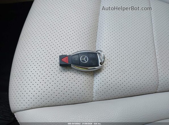 WDC0G4JB1KV128427 2019 MERCEDES-BENZ GLC 300 Белый Вид панели приборов