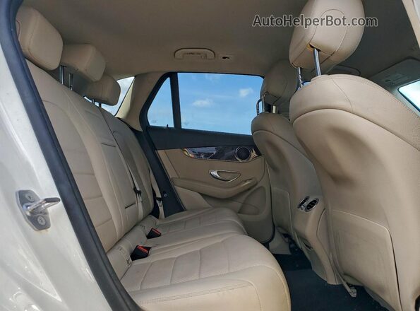 WDC0G4JB2GF096346 2016 MERCEDES-BENZ GLC-CLASS White Вид задньої частини салону