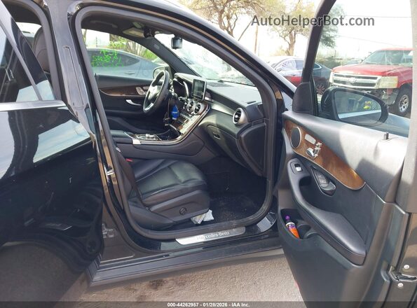 WDC0G4JB2KF480118 2019 MERCEDES-BENZ GLC 300 Black Սալոնի դիմացի տեսք