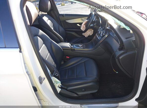 WDC0G4JB6K1002040 2019 MERCEDES-BENZ GLC 300 Белый Вид салона спереди