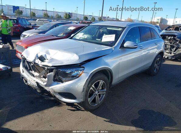 WDC0G4JB7GF111861 2016 MERCEDES-BENZ GLC 300 Серебряный Передняя левая четверть