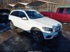 2018 Mercedes-benz Glc 300 White vin: WDC0G4JB7JF307306