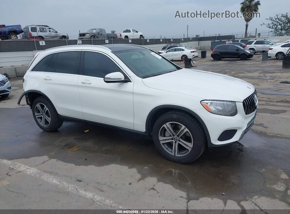 WDC0G4JB7KV142252 2019 MERCEDES-BENZ GLC 300 Белый Передняя правая четверть