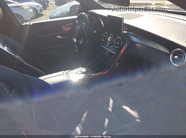 WDC0G4JBXKV127583 2019 MERCEDES-BENZ GLC 300 Черный Вид салона спереди