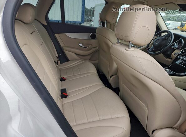 WDC0G4KB0HF157497 2017 MERCEDES-BENZ GLC-CLASS Белый Вид задней части салона