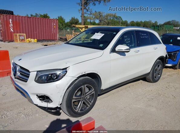 WDC0G4KB0KF544364 2019 MERCEDES-BENZ GLC 300 Белый Передняя левая четверть