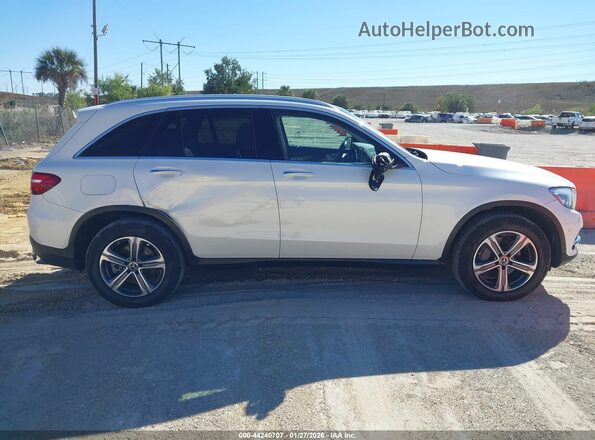 WDC0G4KB0KF544364 2019 MERCEDES-BENZ GLC 300 Белый Вид задней части салона
