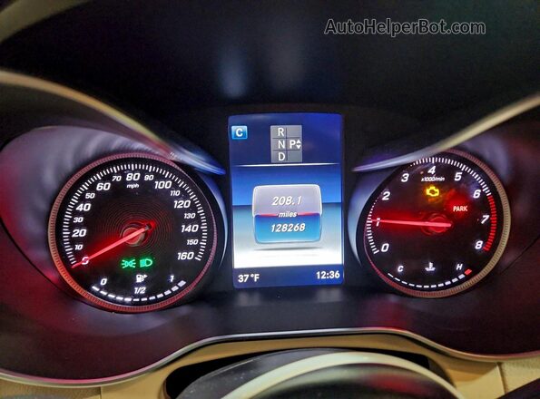 WDC0G4KB2JV063178 2018 MERCEDES-BENZ GLC-CLASS Черный Вид щитка приборов