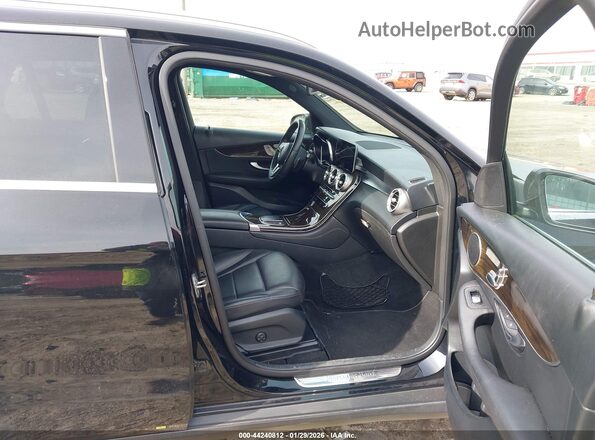 WDC0G8DB2LF699830 2020 MERCEDES-BENZ GLC 300 Black Front interior view