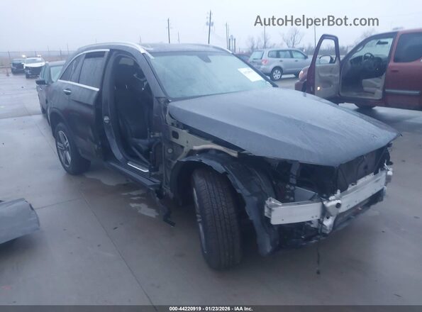WDC0G8DB7LF695613 2020 MERCEDES-BENZ GLC 300 Черный Передняя правая четверть