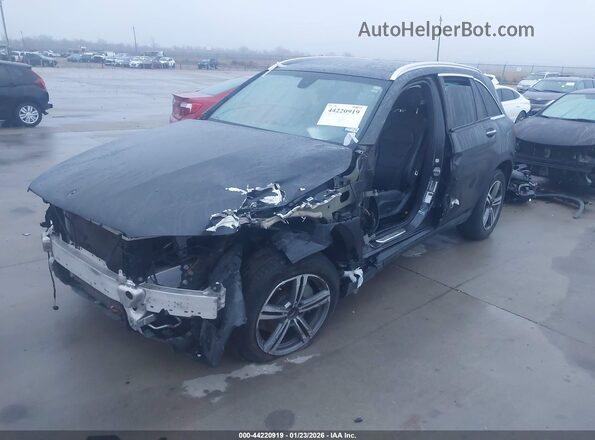 WDC0G8DB7LF695613 2020 MERCEDES-BENZ GLC 300 Черный Передняя левая четверть