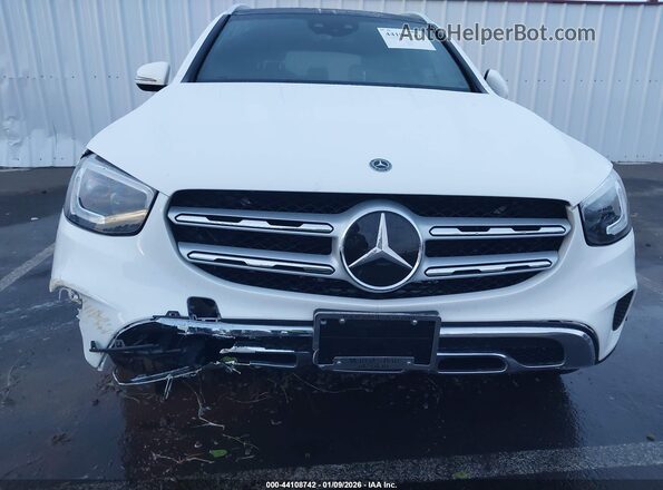 WDC0G8EB3LF686230 2020 MERCEDES-BENZ GLC 300 Белый Вид спереди