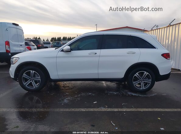 WDC0G8EB3LF686230 2020 MERCEDES-BENZ GLC 300 Белый Панорамный вид салона 360°