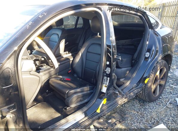 WDC0J4KB0HF158747 2017 MERCEDES-BENZ GLC 300 COUPE Black Widok z przodu