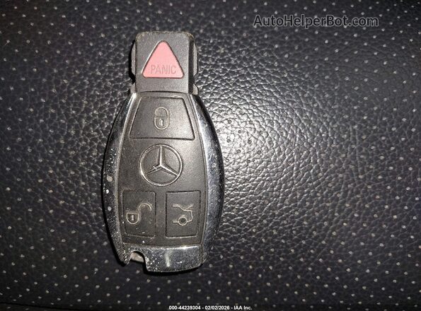 WDC0J4KB1JF403898 2018 MERCEDES-BENZ GLC 300 COUPE Белый Вид панели приборов