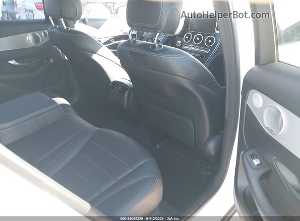 WDC0J4KB3KF581569 2019 MERCEDES-BENZ GLC 300 COUPE Белый Вид наклейки с VIN-кодом