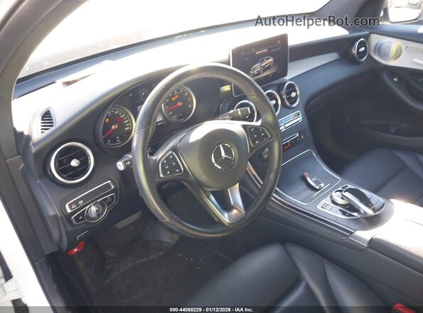 WDC0J4KB3KF581569 2019 MERCEDES-BENZ GLC 300 COUPE Белый 